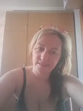 Snapshot of ChristinaYork chatting on May 2026 08:07:02 AM ChristinaYork online show from May 2026 08:07:02 AM