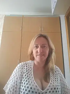 Snapshot of ChristinaYork chatting on May 2026 12:11:02 PM ChristinaYork online show from May 2026 12:11:02 PM