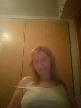 Snapshot of ChristinaYork chatting on May 2026 08:01:02 PM ChristinaYork online show from May 2026 08:01:02 PM