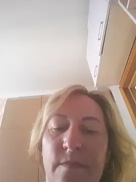 Snapshot of ChristinaYork chatting on June 2026 07:04:02 AM ChristinaYork online show from June 2026 07:04:02 AM