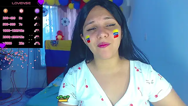 Snapshot of aurora_bela chatting on June 2026 11:00:02 PM aurora bela online show from June 2026 11:00:02 PM