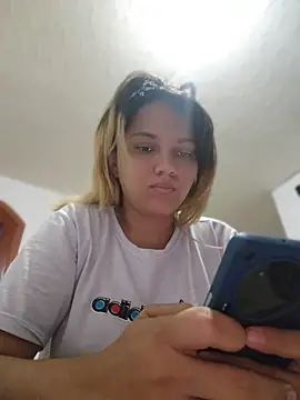 aurora bela online show from May 2026 05:44:02 AM