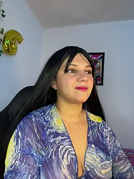 aurora bela online show from April 2026 10:49:01 PM