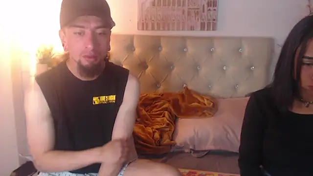 Rommen N Zoe online show from April 2026 01:43:01 AM