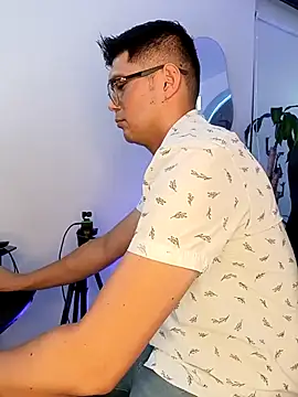 ritzabeth daniel online show from March 2026 02:41:02 AM