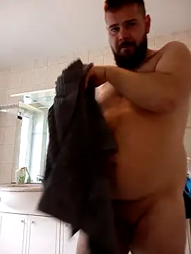 Enzo9911 online show from April 2026 08:10:02 AM