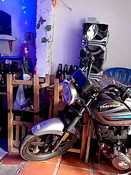 Snapshot of Lamonita05 chatting on March 2026 09:44:01 PM Lamonita05 online show from March 2026 09:44:01 PM