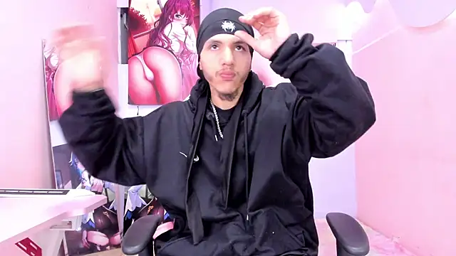 DanteLuxx online show from May 2026 03:58:02 AM