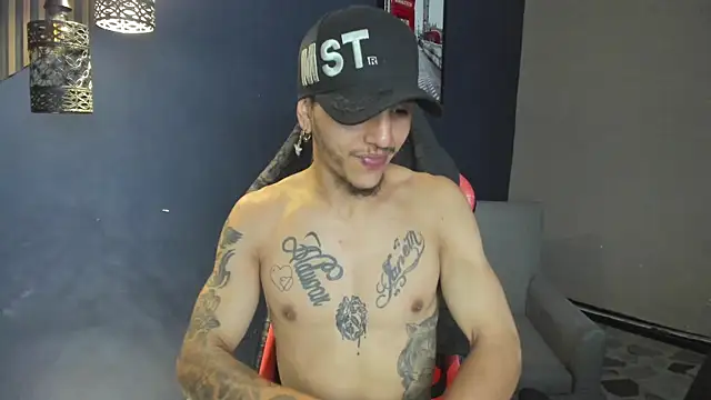 DanteLuxx online show from April 2026 04:08:01 AM