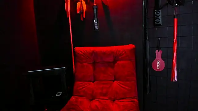 Snapshot of Antonella_fox_bdsm chatting on February 2026 07:58:02 PM Antonella fox bdsm online show from February 2026 07:58:02 PM