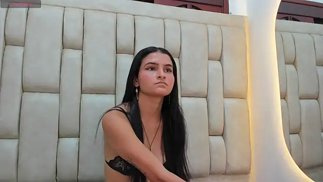 SweetAndSavage OS online show from March 2026 07:48:01 PM