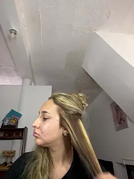 SamanthaVega  online show from March 2026 04:51:02 PM