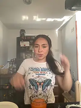 SofiBaez online show from May 2026 12:33:01 PM