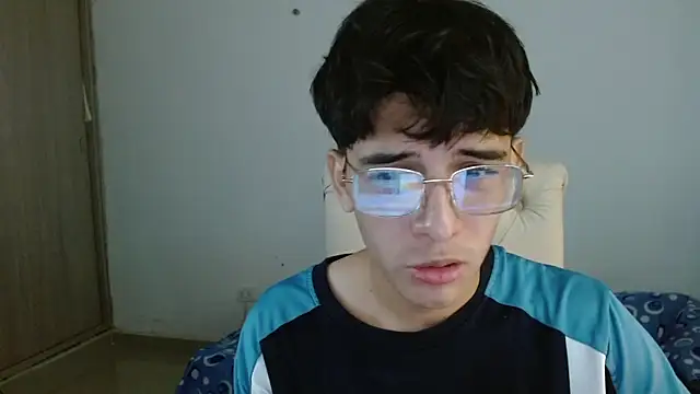 noah millerx online show from June 2026 08:20:01 PM