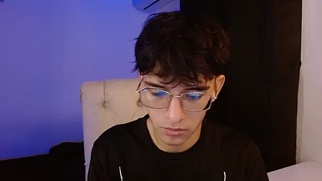 noah millerx online show from July 2026 07:20:01 PM