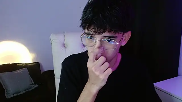 noah millerx online show from July 2026 09:10:02 PM