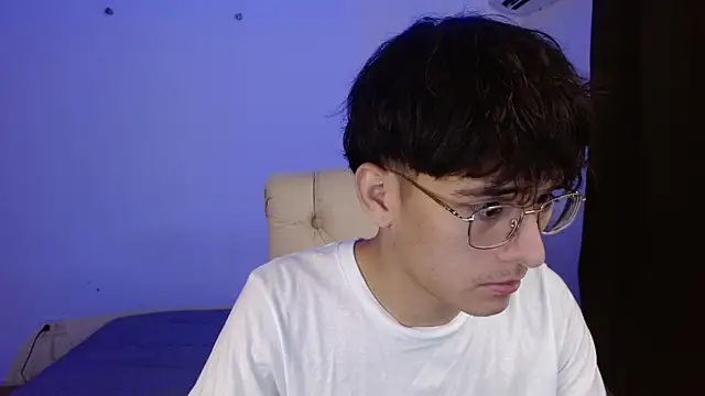noah millerx online show from July 2026 08:39:02 PM
