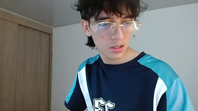 noah millerx online show from June 2026 07:13:01 PM