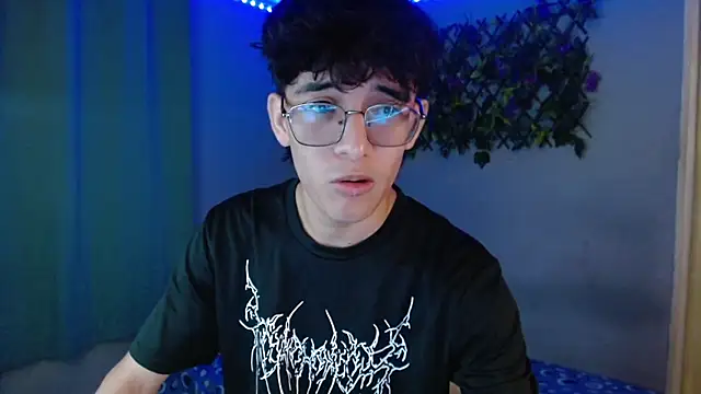 noah millerx online show from April 2026 04:36:01 AM