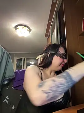 EvaBeautyXx online show from April 2026 09:33:02 PM