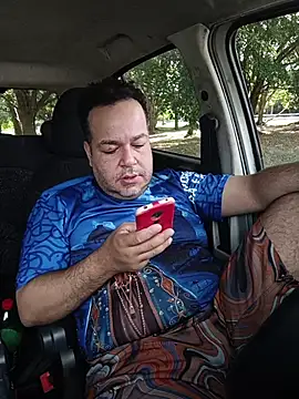 UrsoBissexualPauGrosso online show from April 2026 05:18:01 PM