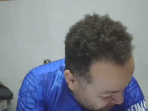 UrsoBissexualPauGrosso online show from April 2026 06:05:01 PM