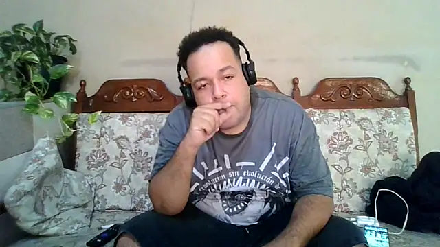 UrsoBissexualPauGrosso online show from May 2026 04:47:02 PM
