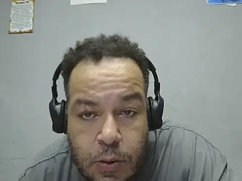 UrsoBissexualPauGrosso online show from April 2026 08:37:02 PM