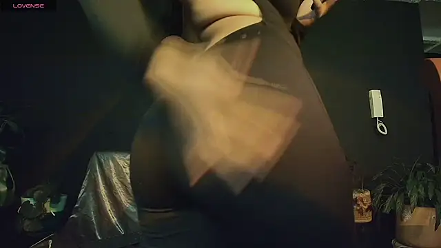 Snapshot of softnicol_ chatting on March 2026 02:08:01 AM softnicol online show from March 2026 02:08:01 AM