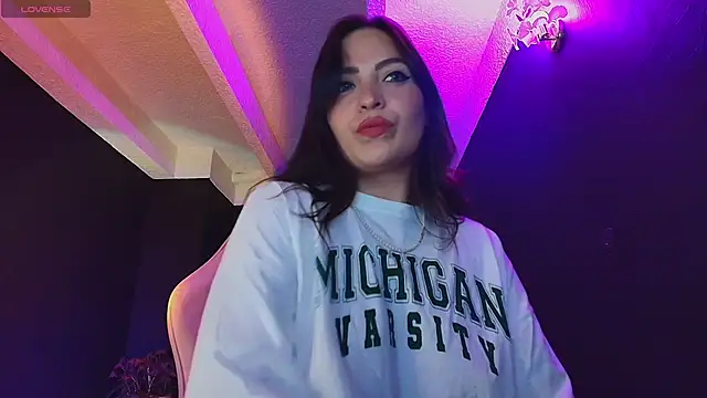 softnicol  online show from March 2026 10:49:02 PM