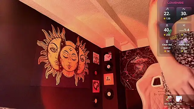 softnicol  online show from April 2026 10:11:02 PM