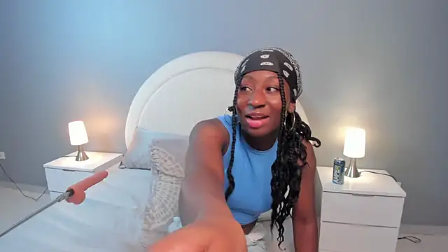 zoepinkett online show from April 2026 03:35:01 AM