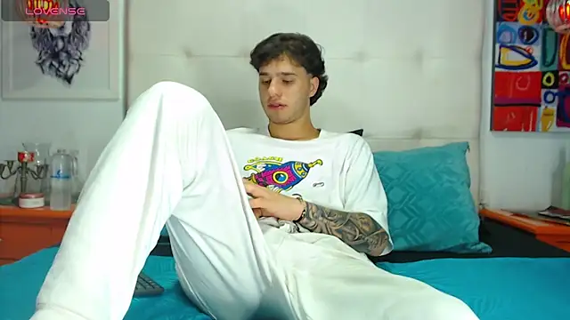 EXCLUSIVE8 online show from March 2026 04:34:02 AM