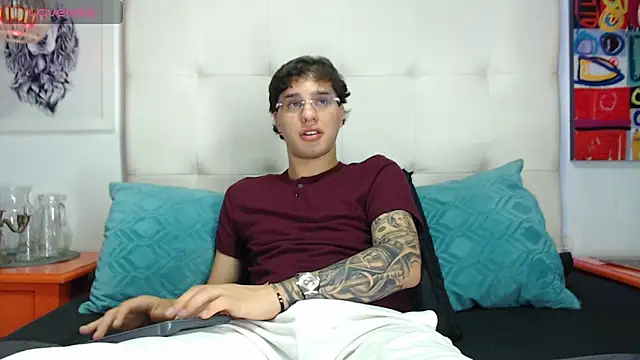 EXCLUSIVE8 online show from March 2026 08:25:01 AM