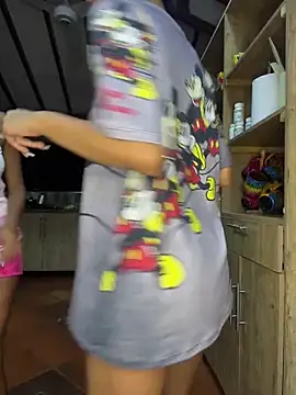 SAMY AND ARI online show from April 2026 10:17:02 AM