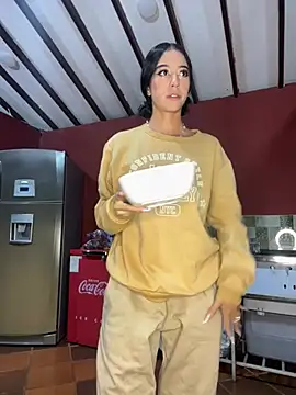 SAMY AND ARI online show from April 2026 10:11:02 AM