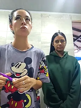 SAMY AND ARI online show from April 2026 11:06:02 AM