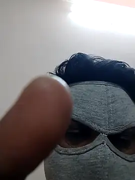 chandan19812 online show from March 2026 03:39:01 PM