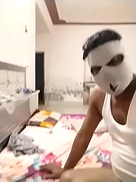 chandan19812 online show from March 2026 05:31:02 PM