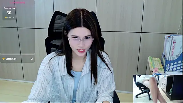 zhen-68 online show from May 2026 12:41:01 AM