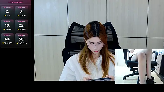zhen-68 online show from May 2026 02:50:01 AM