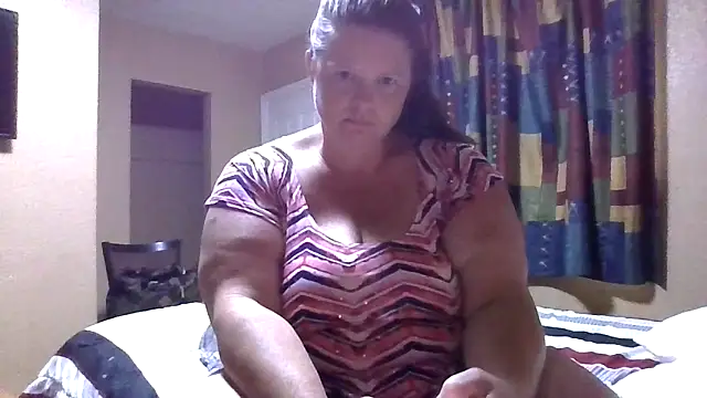 Juciy0420 online show from June 2026 05:56:02 PM