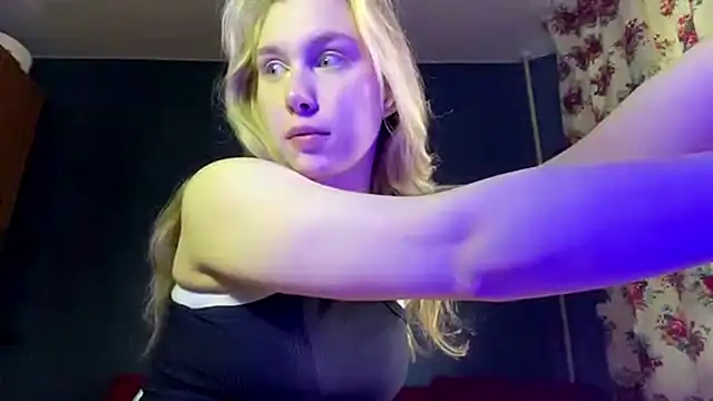 ShariLappas online show from April 2026 08:21:02 AM