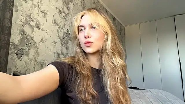 ShariLappas online show from March 2026 02:32:02 PM