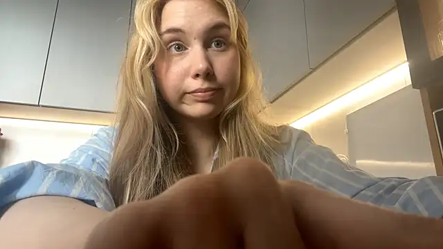 ShariLappas online show from February 2026 10:15:01 AM