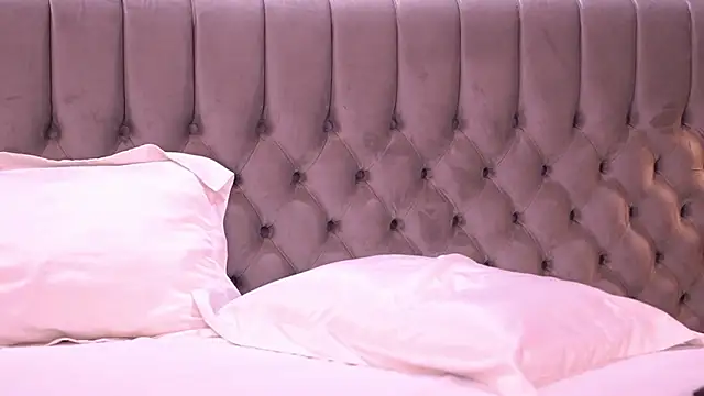 AlessiaNoire online show from March 2026 06:25:02 PM