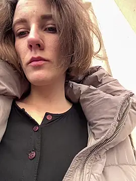 Kamorana online show from March 2026 12:19:01 PM