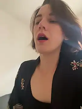 Kamorana online show from March 2026 10:41:02 AM