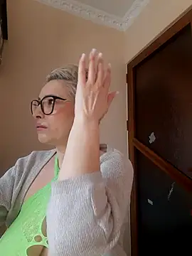 LunaBlaise online show from March 2026 08:27:02 AM