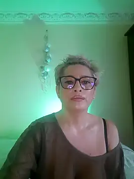 LunaBlaise online show from March 2026 08:36:01 AM